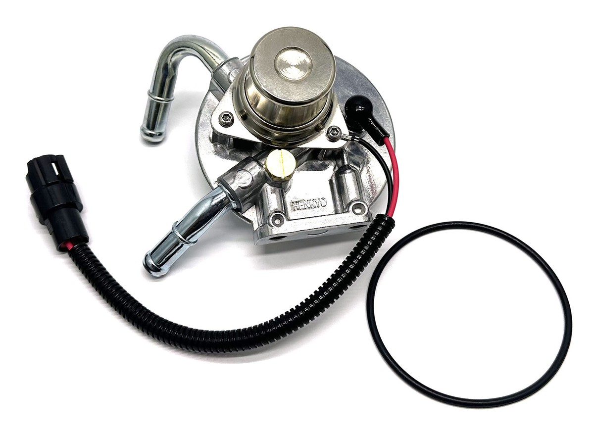 GMT900 Duramax Fuel Filter Head / Primer Assembly — Chevrolet Silverado / GMC Sierra